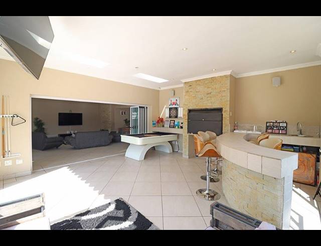 3 BEDROOM HOUSE FOR SALE IN EASTLEIGH RIDGE